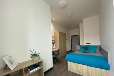 1 bed flat, Queen Street, Holylands, Belfast, BT16ET - Image 3
